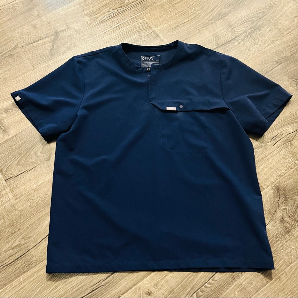 FIGS Corfield Henley Scrub Top Size XL Navy Blue Technical Collection Medical - Picture 8 of 11
